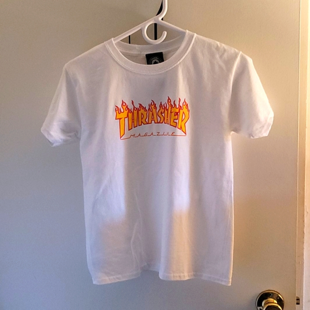 White Thrasher t-shirt size S